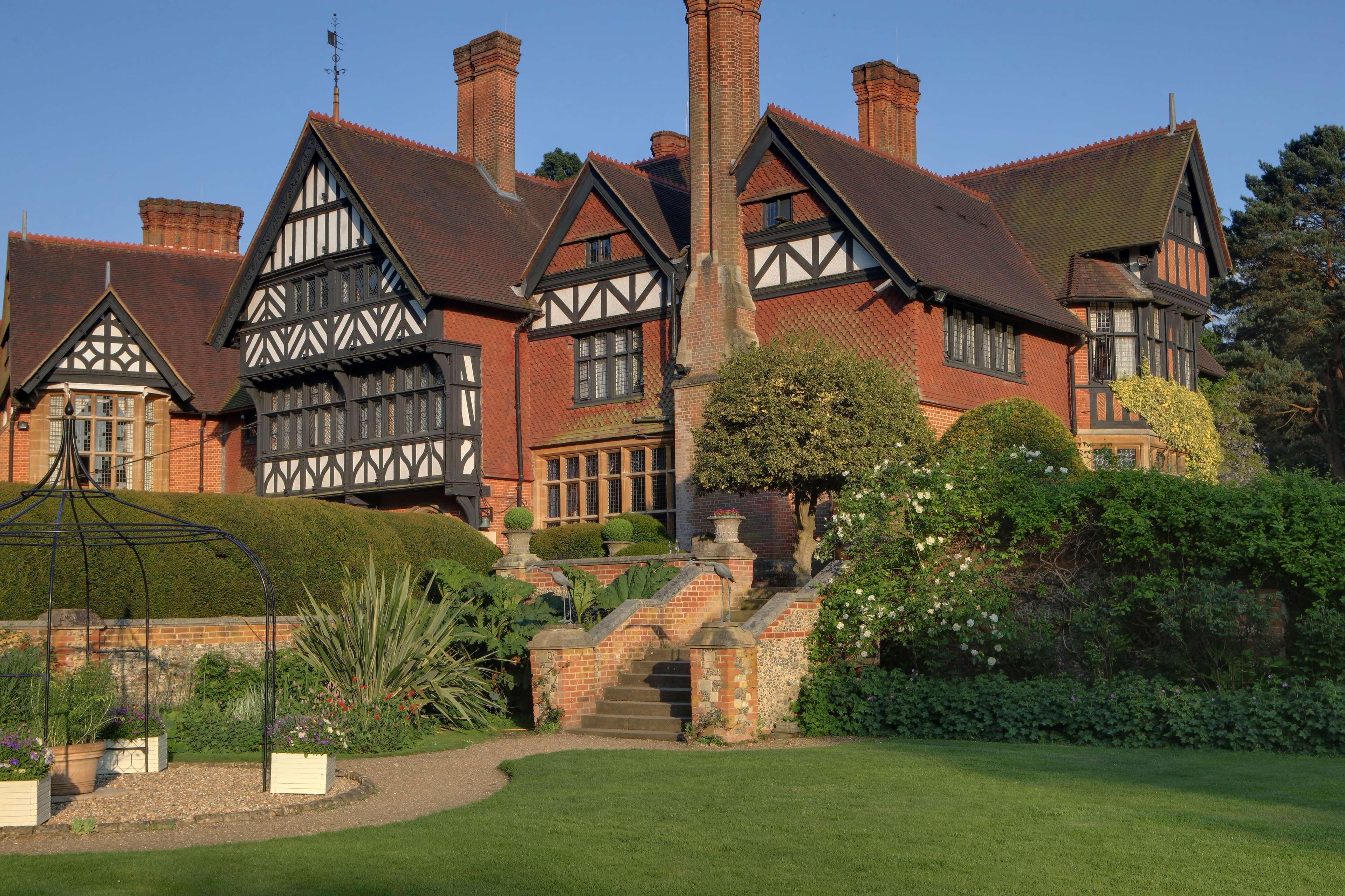 Best Western Plus Grim'S Dyke Hotel Harrow Exterior photo