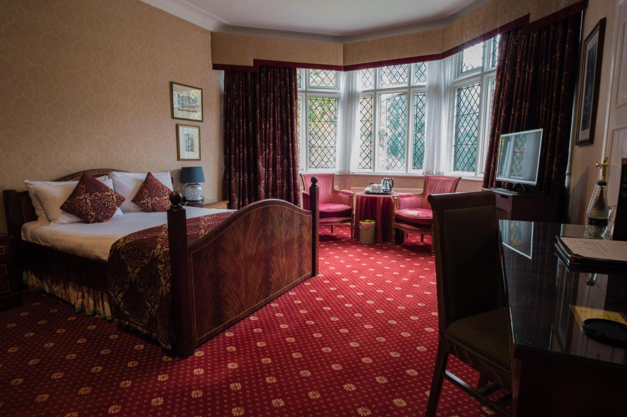 Best Western Plus Grim'S Dyke Hotel Harrow Exterior photo