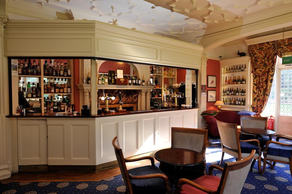 Best Western Plus Grim'S Dyke Hotel Harrow Exterior photo